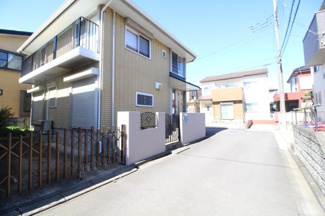 【前面道路含む現地写真】