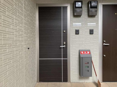 【玄関】 | コートヤード ＫＯＢＵＳ Ⅱ | 玄関ドア