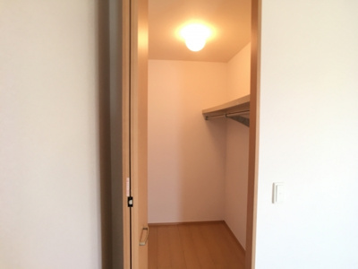 【収納】 | コートヤード ＫＯＢＵＳ Ⅱ | ウォークインクローゼット