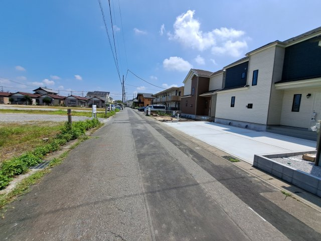 新築　前橋市天川原町3期　Heartful　Town　2号棟の前面道路含む現地写真|現地写真　北側接道幅員約6ｍ　