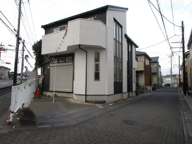桶川市上日出谷南　中古戸建の駐車場