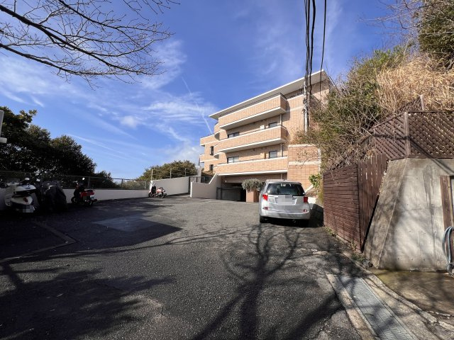 海見え！エレンシア逗子小坪　1階　角部屋　海・富士山を一望！の外観|高台の静かな住環境