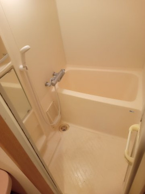 【浴室】 | ダイナコートエスタディオ大濠公園 | 別号室の写真になります。現況優先。