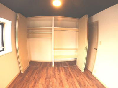 【収納】 | ロイヤルコンフォート白金 | 別号室の写真になります。現況優先。