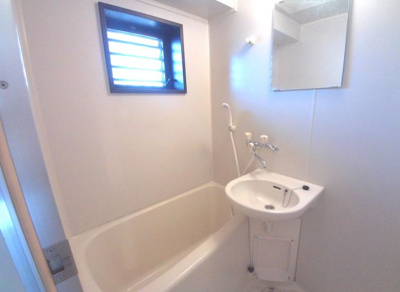 【浴室】 | ロイヤルコンフォート白金 | 別号室の写真になります。現況優先。