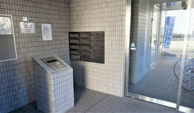 【エントランス】 | ロイヤルコンフォート白金