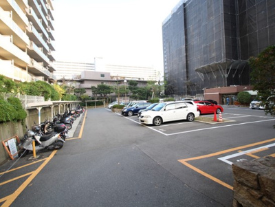 【駐車場】 | シーアイハイツ南千里B棟 | 駐車場★