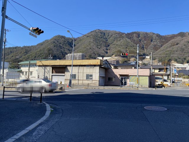 売土地　八木5丁目の前面道路含む現地写真