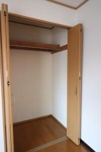 【収納】 | カーサフェリーチェ | 別号室の写真になります。現況優先。