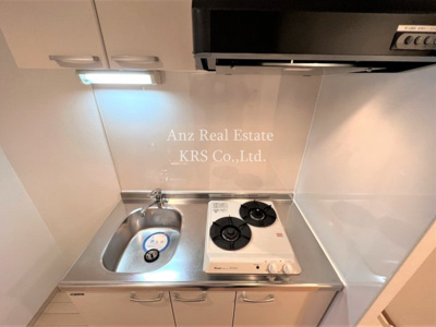 【キッチン】 | アスリート本町リバーウエスト | 2口ガスコンロのキッチン！収納もたっぷりあります！