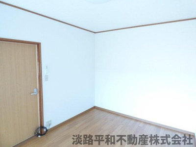 【洋室】 | うぐいす台戸建て