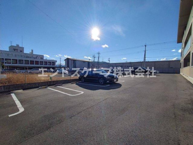 ＫＡＳＡＮＣＨＩの駐車場|高崎、前橋、伊勢崎エリアのお部屋探しはエンドスケープまで！お客様の理想お聞かせ下さい♪