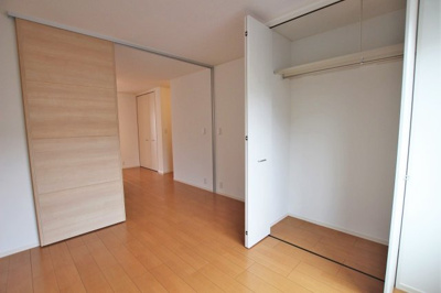 【寝室】 | アルファ（吉田賃貸） | 開放的な寝室です