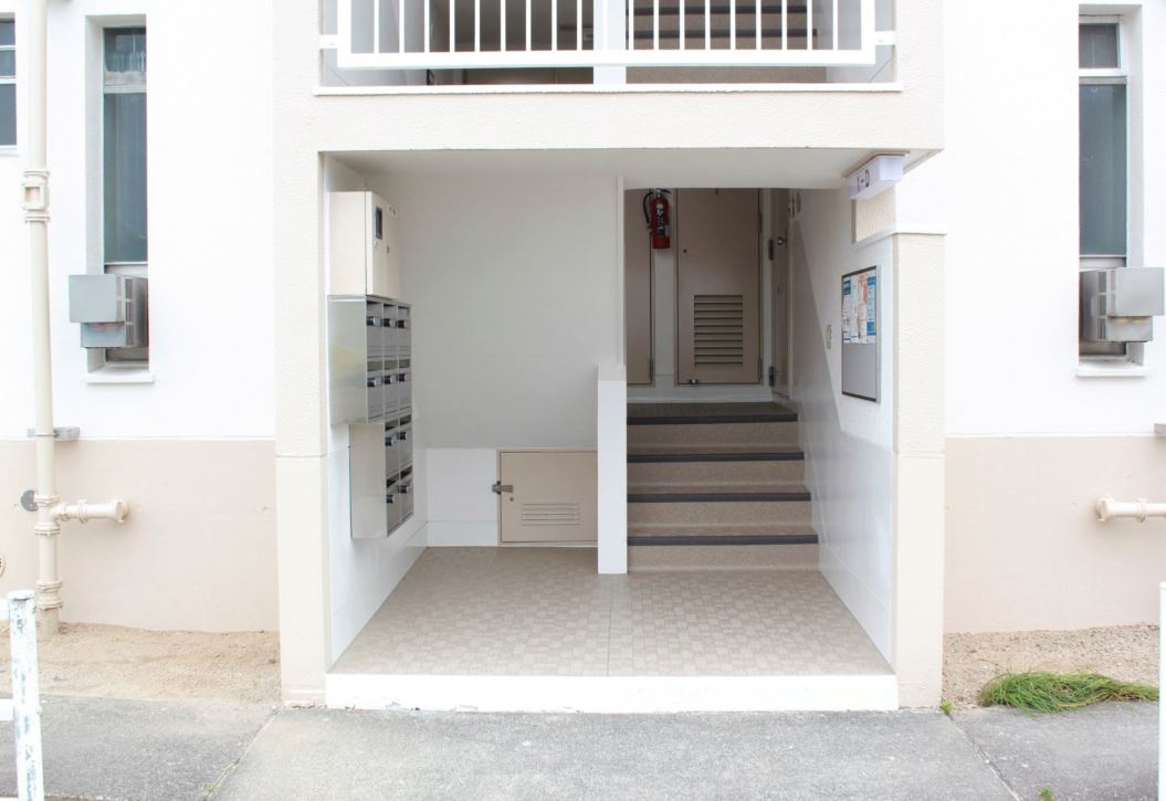 ビレッジハウス佐賀第二【キャッシュバック対象】のエントランス|建物の内部です