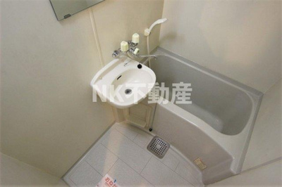 【洗面所】 | ポプルスONE（高井田賃貸） | 洗面です