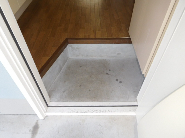 セフィラ北平野の玄関