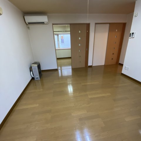 クレールＭの居間・リビング