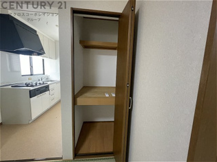 ハイツ桑津の収納