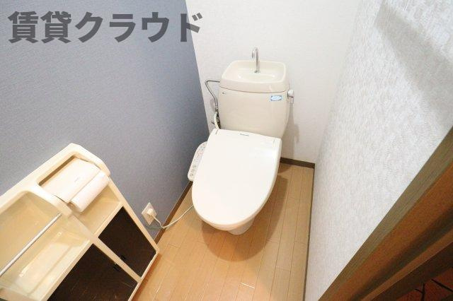 パークメゾン　Ａのトイレ|落ち着いた色調のトイレです
