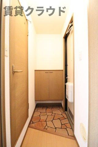 パークメゾン　Ａの玄関|収納もある玄関です