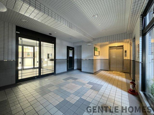 三愛シティライフ春日6のエントランス