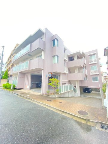 アンハウス