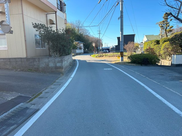 荒木町藤田土地の前面道路含む現地写真