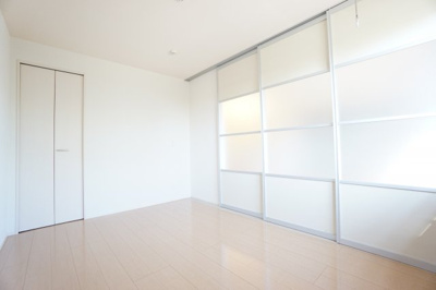【洋室】 | ラ・ソラーナ | ※同物件、同タイプ、間取り反転のお部屋です