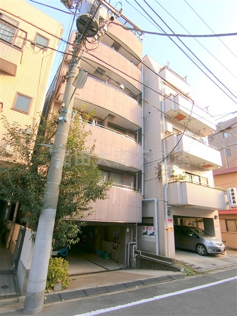 富士ビルの外観