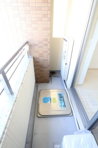 大阪市都島区東野田町１丁目の賃貸マンションのバルコニー