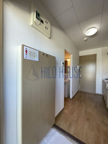 毛呂山ヒルズの玄関