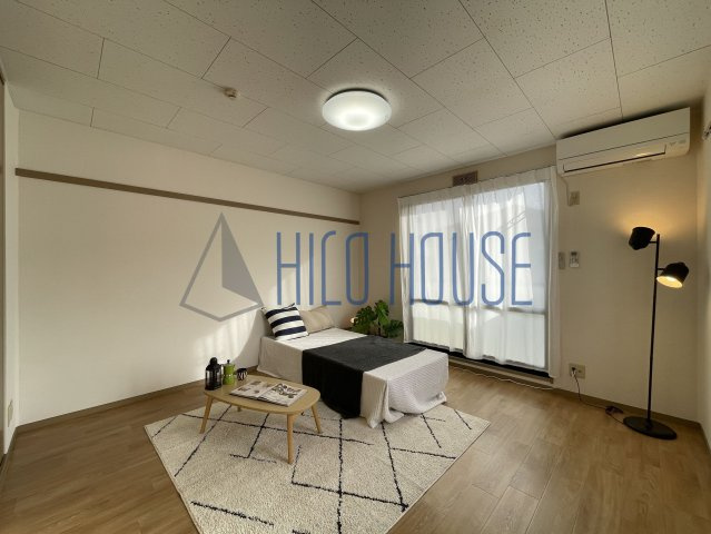 毛呂山ヒルズの居間・リビング