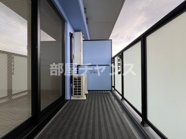 CREST TAPP新栄のバルコニー|バルコニーからの眺めを楽しみながら食事をしませんか