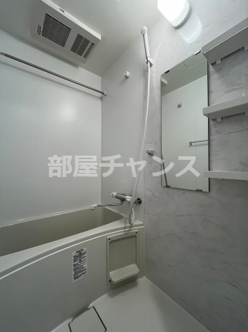 CREST TAPP新栄の浴室|ゆったり過ごせるお風呂です