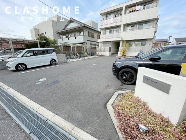 グランソレイユ　　刈谷市の賃貸ならクラスホーム刈谷店の駐車場