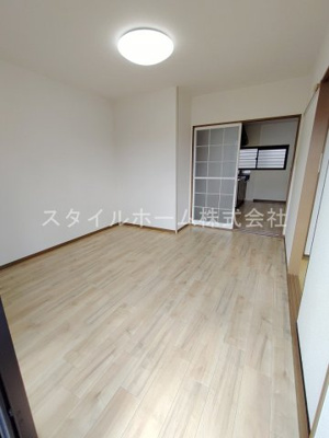 【内装】 | ハイカムール旭 | 別部屋写真です。