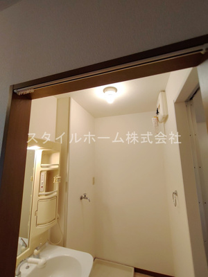 【洗面所】 | ハイカムール旭 | 別部屋写真です。