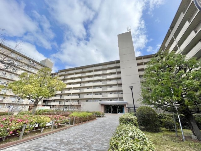 桂ガーデンハイツ　6階の外観