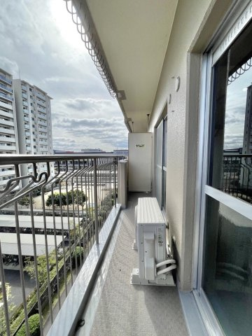 桂ガーデンハイツ　6階のバルコニー