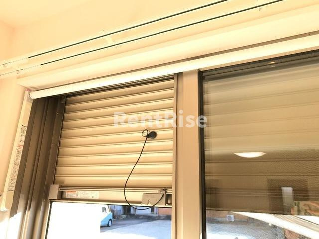 サウザンド クレーン|シャッター雨戸(イメージ)