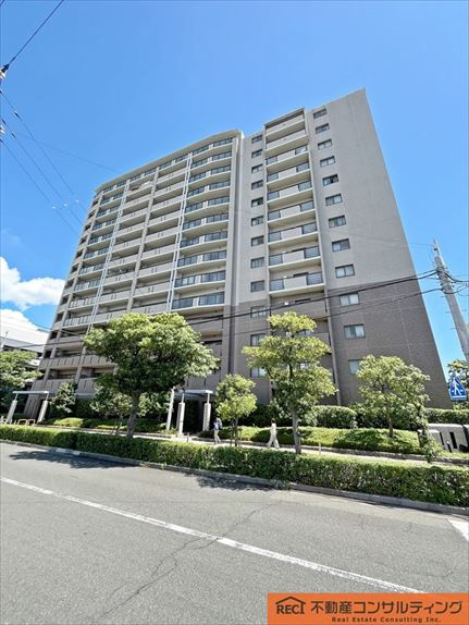 モンセーヌ住吉川公園2番館の外観