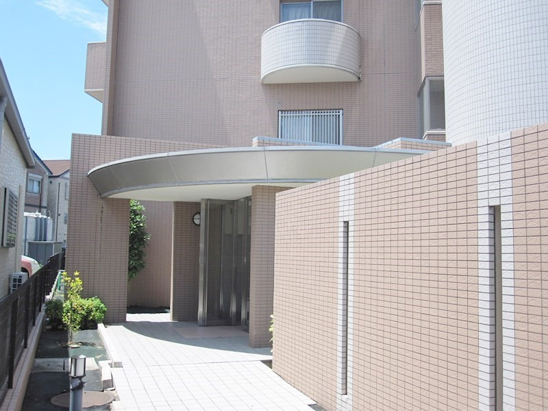 グランカーム和泉中央のエントランス|建物の内部です