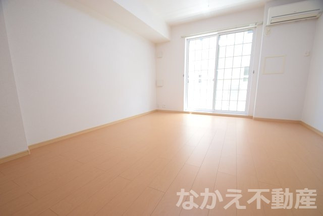 【寝室】