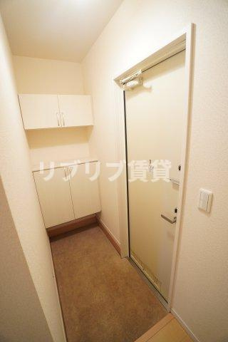 メゾン小倉の玄関
