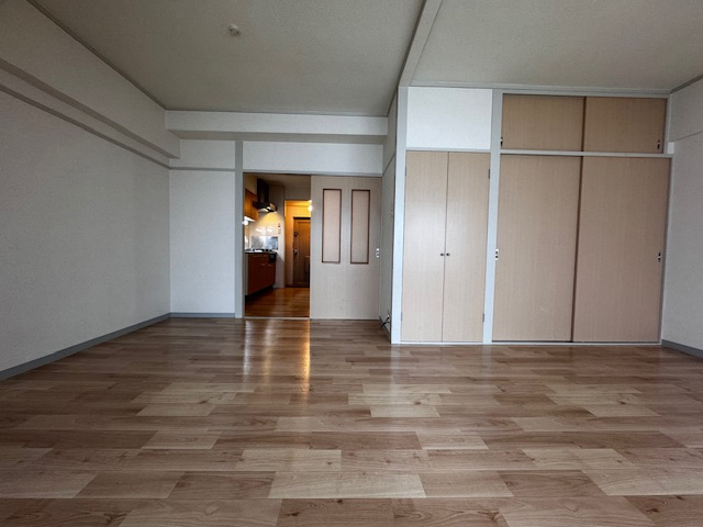 フジウラビルの洋室|広々とした洋室です