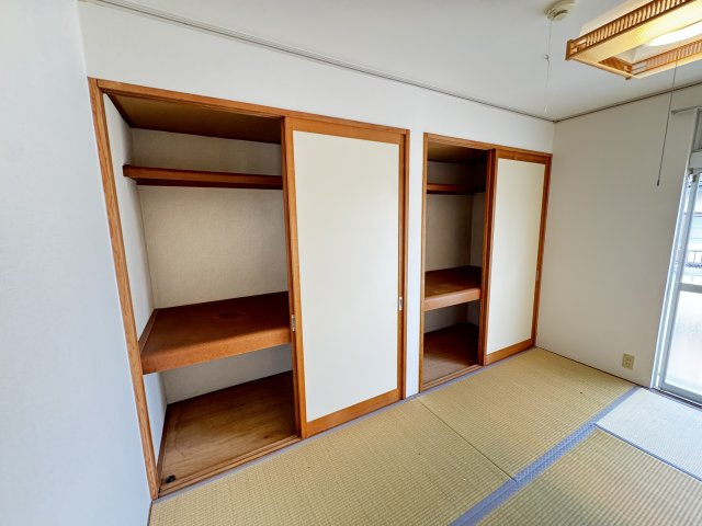エステートピア吉井町の収納