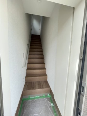 【玄関】 | フィラーレ富の原C