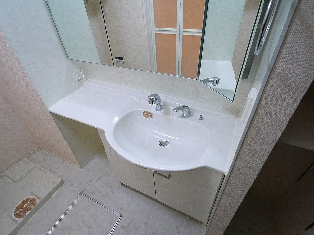 グランパルクⅡの洗面所|使いやすい洗面所です