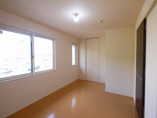 グランパルクⅡの洋室|個人の部屋や寝室として使える洋室です