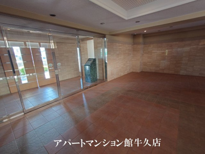 【エントランス】 | プレジール牛久オペラスクエア